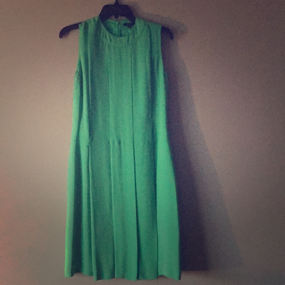 Silk green dress. Fully lined
